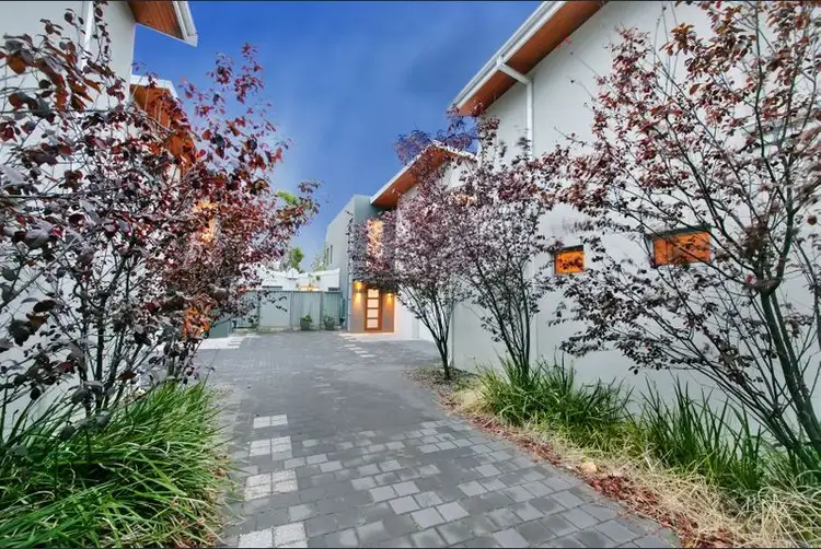 15B Wellington Parade