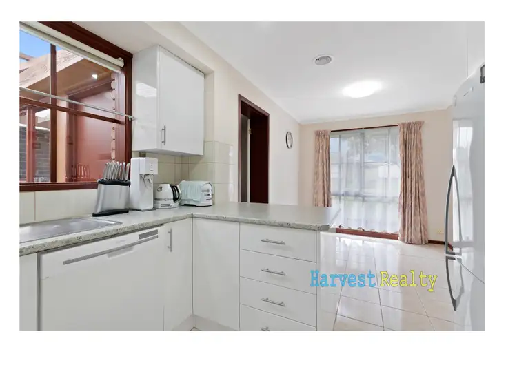 Fifth view of Homely house listing, 3 Joseph Banks Crescent, Cranbourne VIC 3977