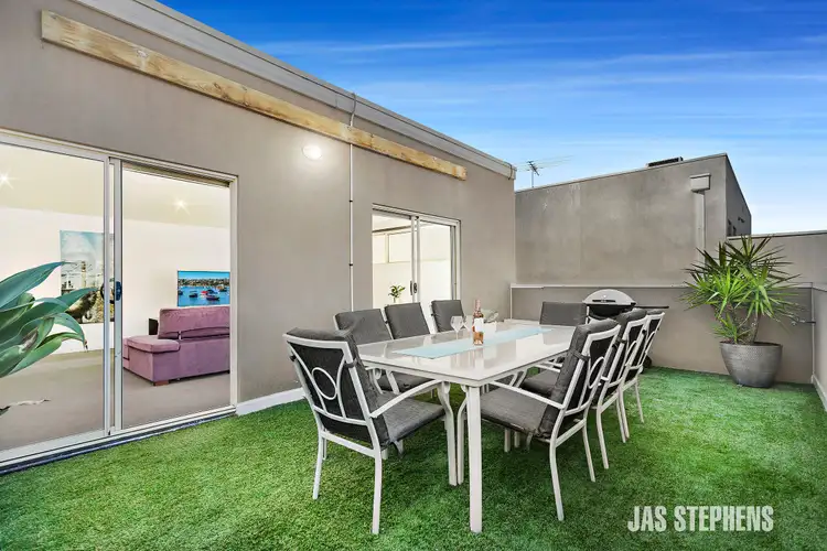 4/22 Vigo Street (entry via 92 Charles Street), Seddon VIC 3011