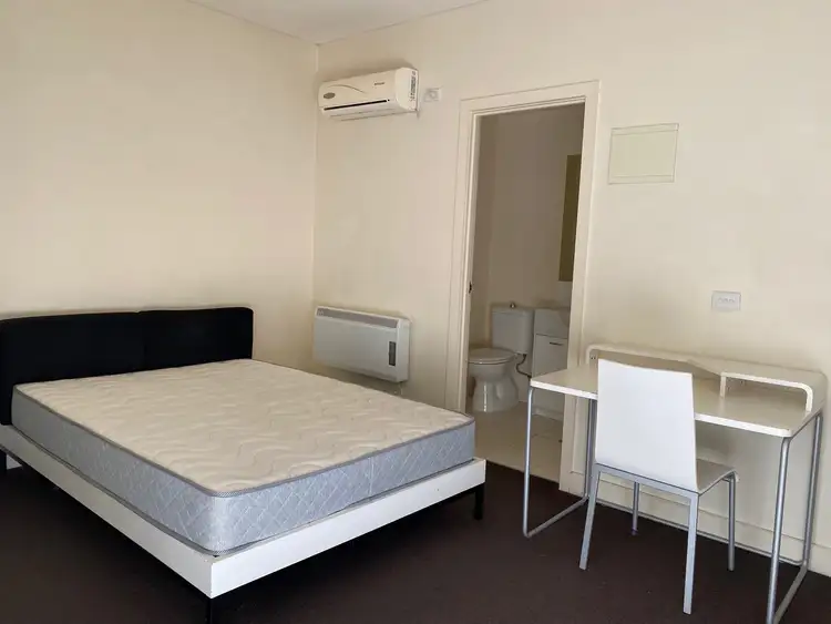 455 Elizabeth Street