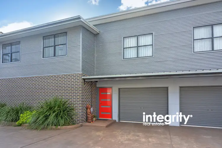 8/429a Princes Highway, Bomaderry NSW 2541