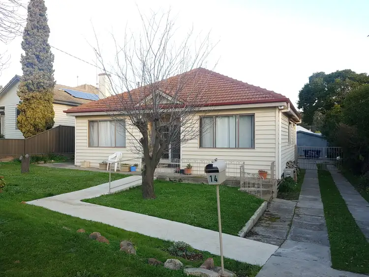 14 Guthrie Street, Kangaroo Flat VIC 3555