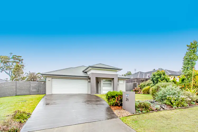 24 CARNOUSTIE WAY, Medowie NSW 2318