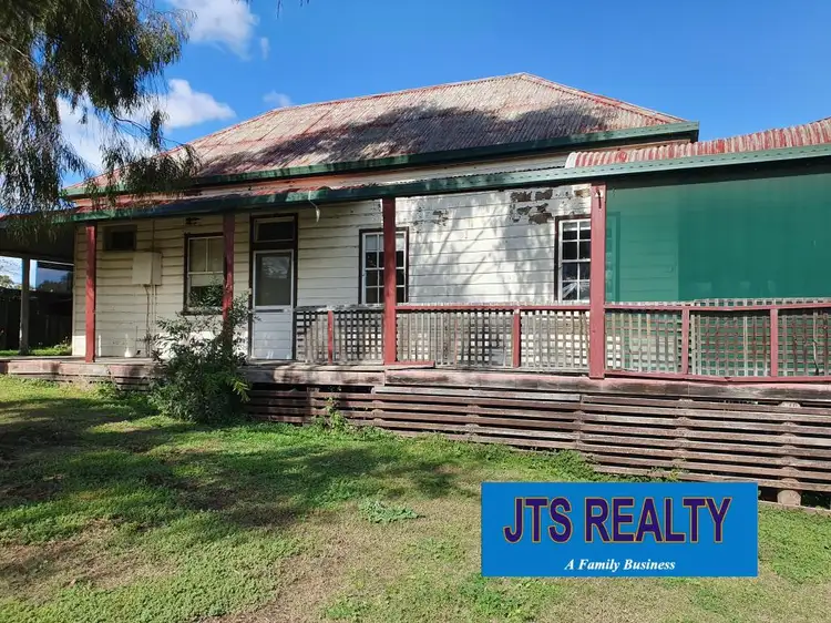 15 Moray Street, Aberdeen NSW 2336