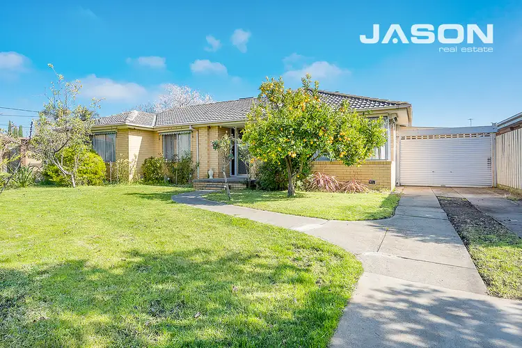 10 Waverley Court, Gladstone Park VIC 3043