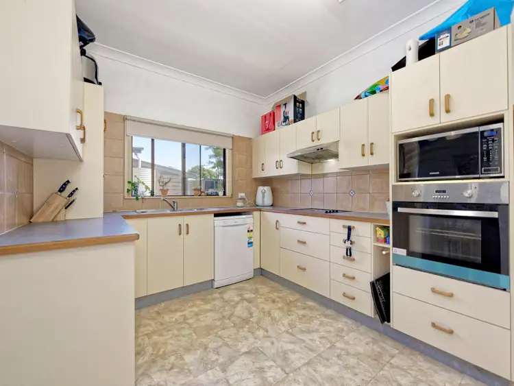 Sixth view of Homely house listing, 4 Alamein Street, Svensson Heights QLD 4670