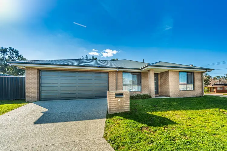 Main view of Homely house listing, 4 Ellora Court, Lavington NSW 2641