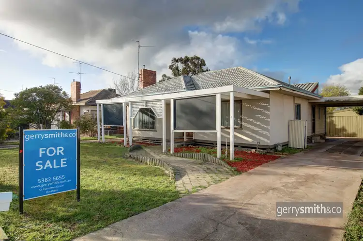 6 Churchill Road, Horsham VIC 3400