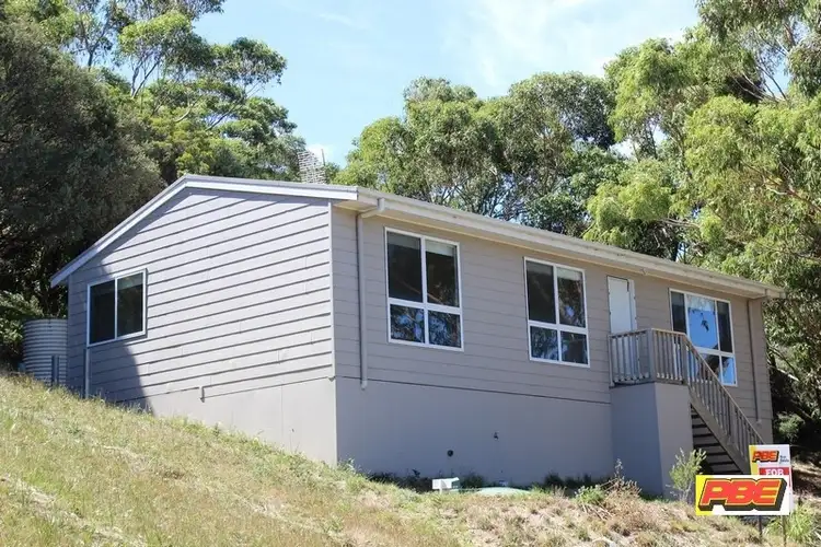 15 CRICHTON CRESCENT, Venus Bay VIC 3956