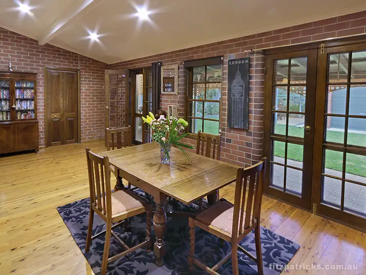 6 Macleay Street, Turvey Park NSW 2650