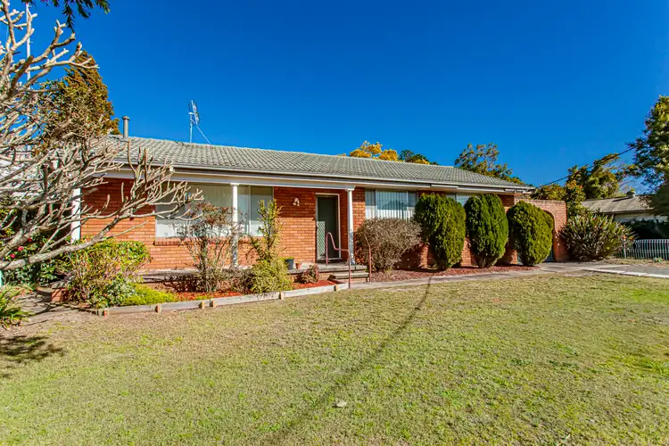 4 Meredith Crescent, Raymond Terrace NSW 2324