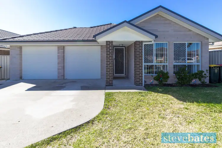 37 Manning Avenue, Raymond Terrace NSW 2324
