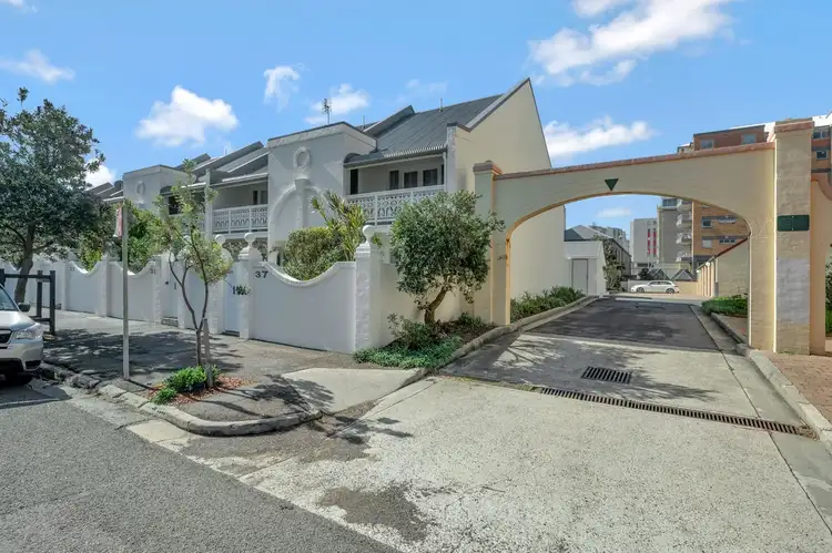 37 Telford Street