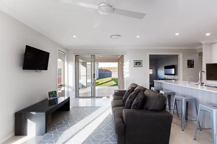 Fifth view of Homely house listing, 4 Prince Street, Bolwarra Heights NSW 2320