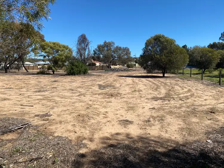 11 Bartram St, Beverley WA 6304