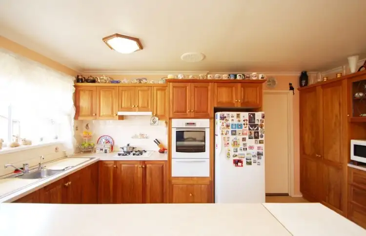 Sixth view of Homely house listing, 3 Yinnar Street, Dallas VIC 3047
