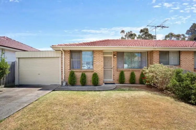 2/4 Wheatsheaf Road, Glenroy VIC 3046