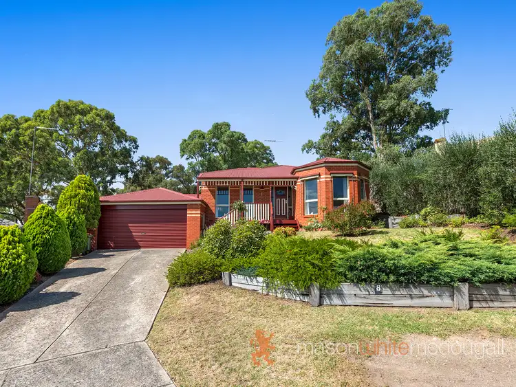 8 Pepper Court, Wattle Glen VIC 3096