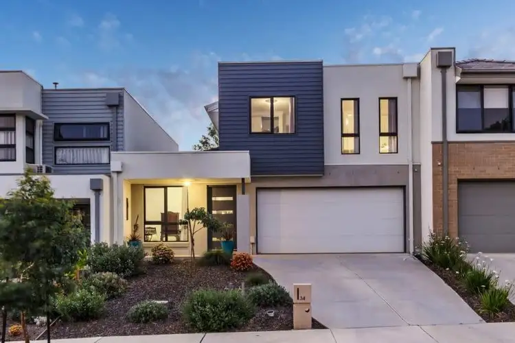 34 Evans Drive, Croydon VIC 3136