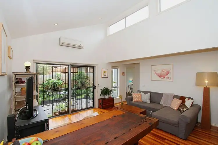 4/88 Purinuan Road, Reservoir VIC 3073
