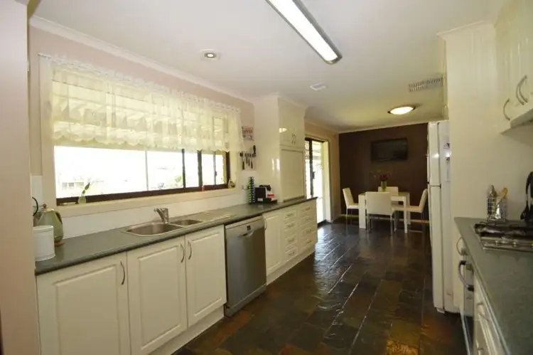 Fifth view of Homely house listing, 29 Pindari Drive, Wangaratta South VIC 3678