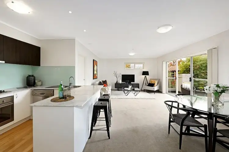 16/327 Dandenong Road, Prahran VIC 3181