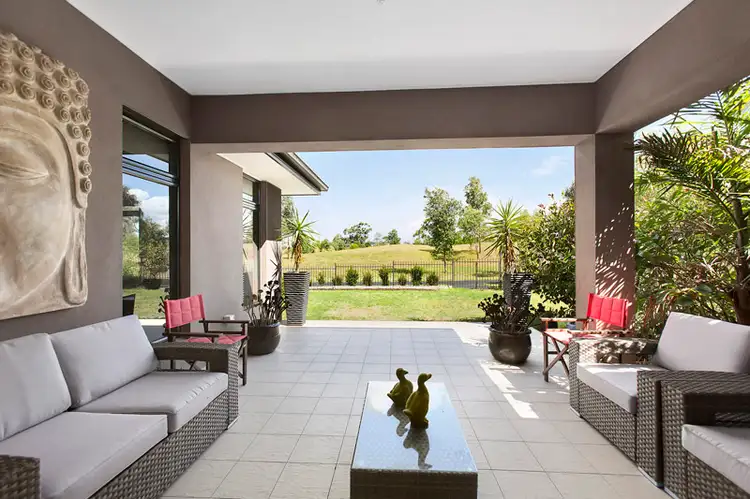 18 Cunningham Crescent, Skye VIC 3977