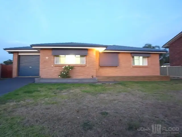 16 Mackenzie Street, Aberdeen NSW 2336