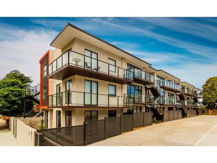 13/219 Watton Street, Werribee VIC 3030