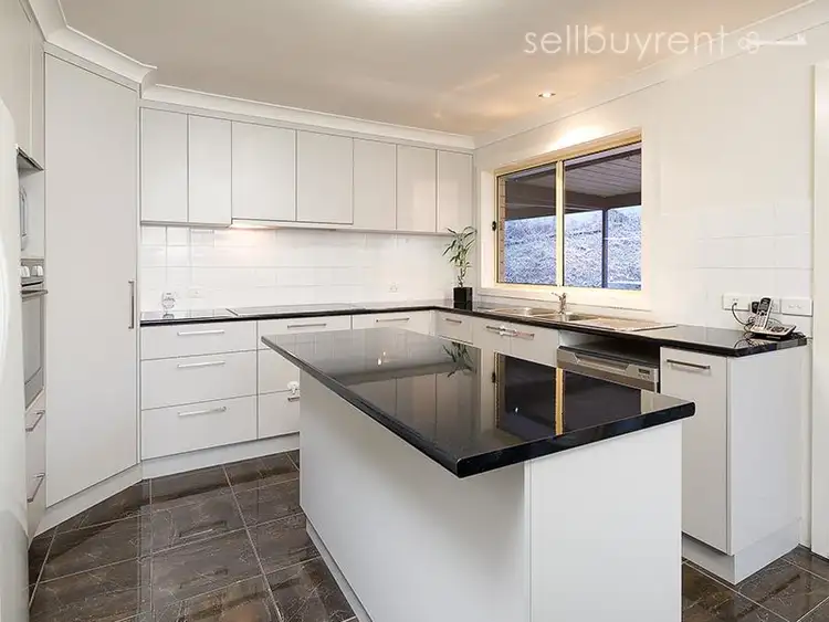 Fifth view of Homely house listing, 13 BEARDMORE STREET, Bethanga VIC 3691