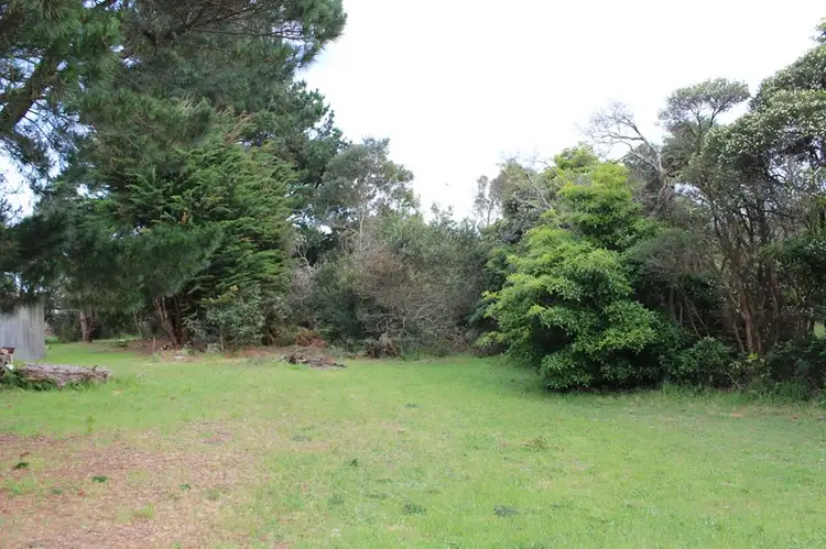 11 SEAVIEW DRIVE, Walkerville VIC 3956