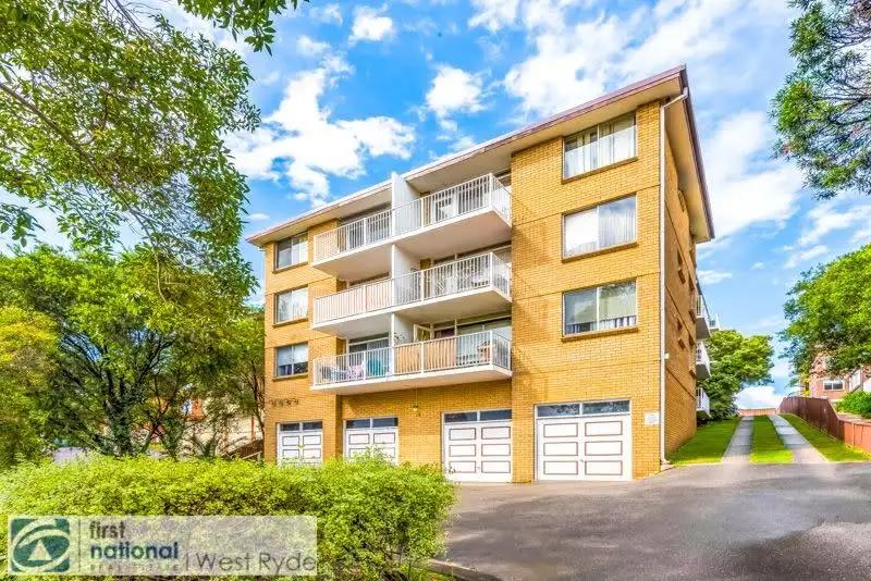 Main view of Homely unit listing, 18/19 Meadow Crescent, Meadowbank NSW 2114