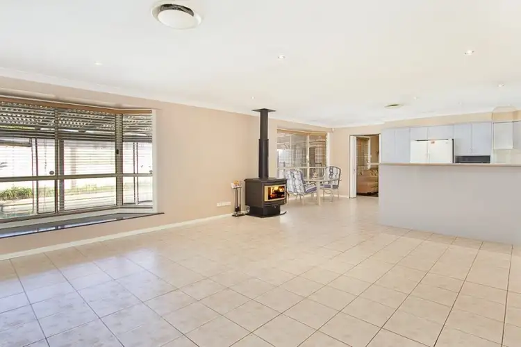 Fifth view of Homely house listing, 7 Batten Circuit, South Windsor NSW 2756