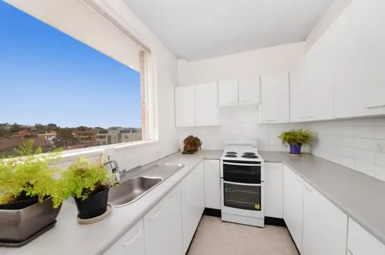 Fifth view of Homely apartment listing, 9/226 Oberon Street, Coogee NSW 2034