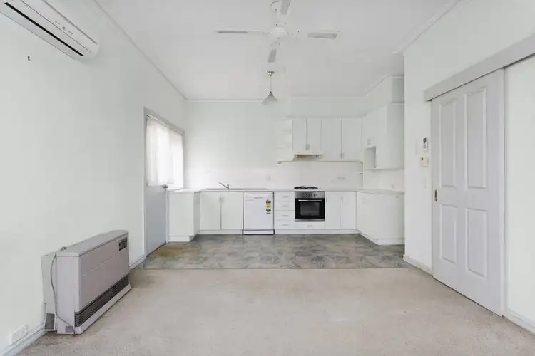 Second view of Homely townhouse listing, 1/125 Mitchell Street, Bendigo VIC 3550