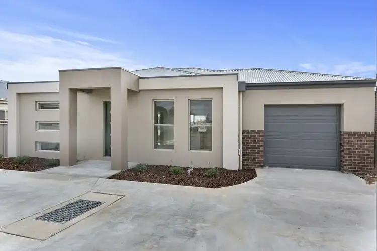 5/18 Market Garden Circuit, Epsom VIC 3551