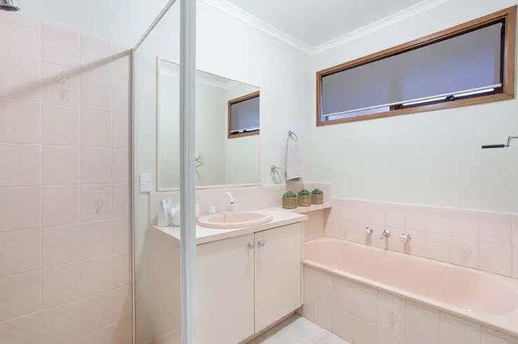 Sixth view of Homely house listing, 3 El Golea Mews, Keilor Downs VIC 3038