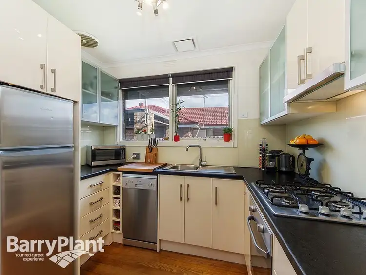 Fifth view of Homely house listing, 6 Bretton Court, St Albans VIC 3021
