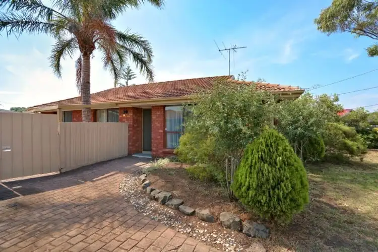 18 Ardeer Court, Meadow Heights VIC 3048