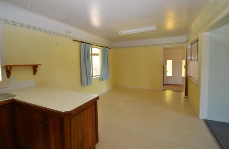 Third view of Homely rural property listing, 1050 Great Alpine Road, Tarrawingee VIC 3678