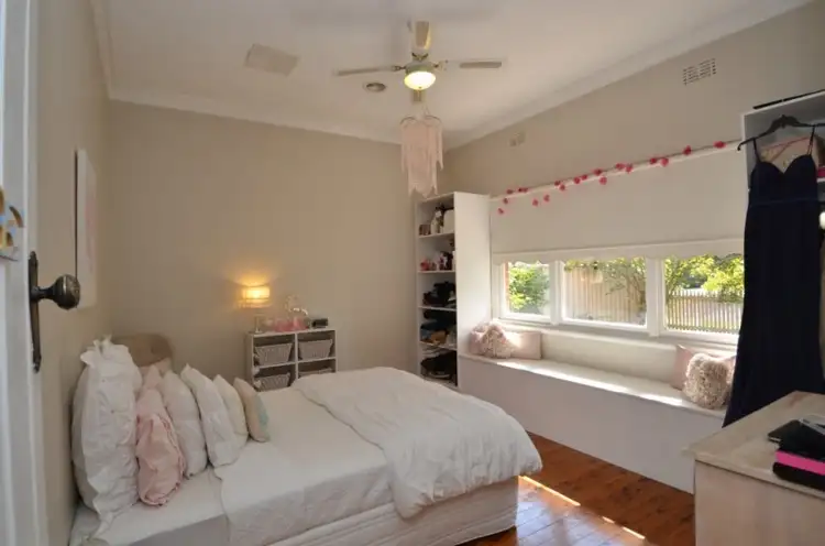 Second view of Homely house listing, 35 Steane Street, Wangaratta VIC 3677