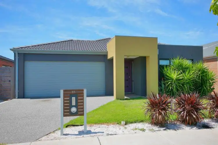 15 Hyperno Way, Sandhurst VIC 3977