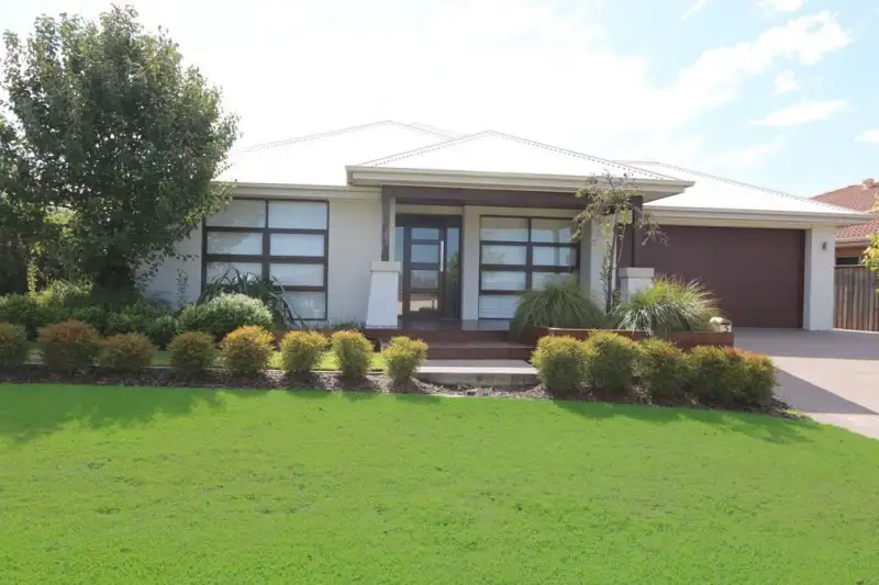 Main view of Homely house listing, 5 Scenic Drive, Gillieston Heights NSW 2321