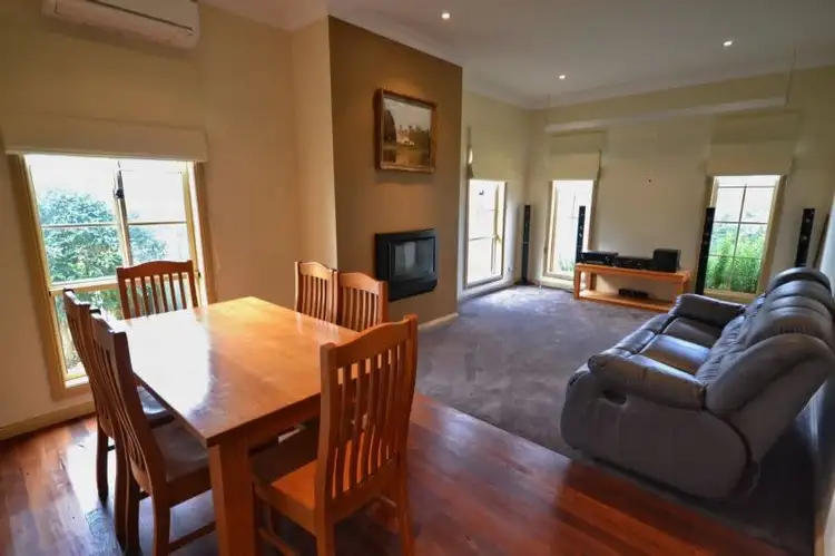 Fourth view of Homely house listing, 11 Kent Court, Mansfield VIC 3722