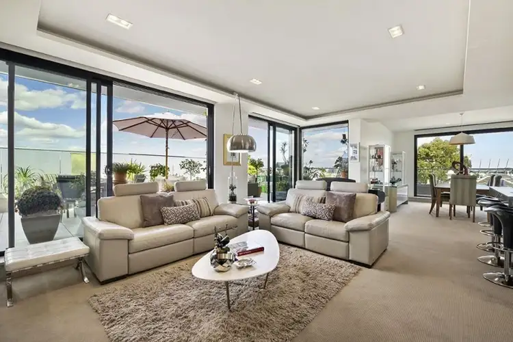 302/140 Gipps Street, East Melbourne VIC 3002
