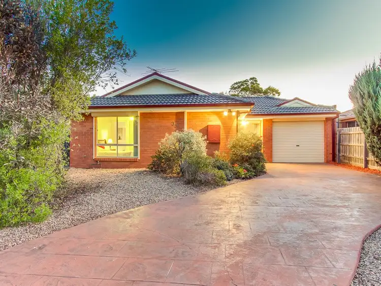 35 Thames Boulevard, Werribee VIC 3030
