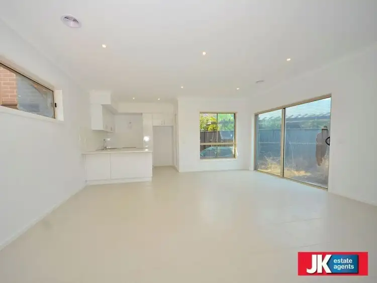 Third view of Homely unit listing, 4/727 Tarneit Road, Tarneit VIC 3029
