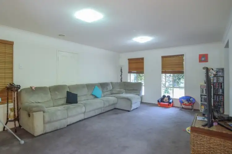 Fourth view of Homely house listing, 4 Freeman Avenue, Burnside VIC 3023