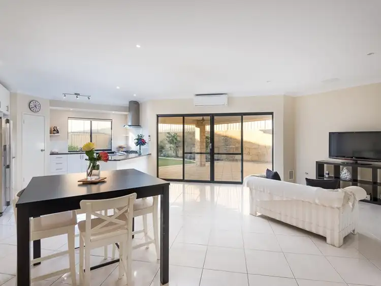 Seventh view of Homely house listing, 18 Minori Gardens, Yangebup WA 6164