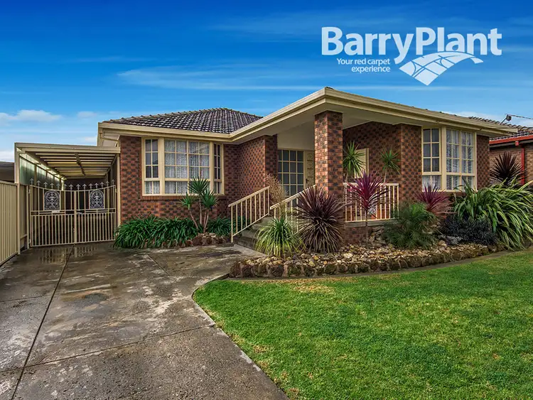 13 Jeffrey Close, St Albans VIC 3021